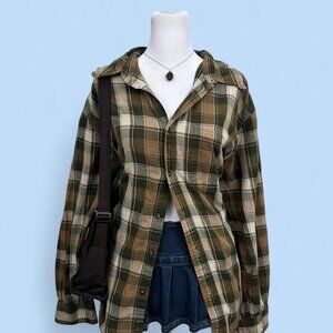 green tan beige plaid indie skate grunge flannel button up